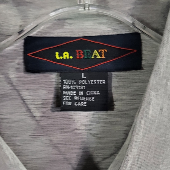L.A. BEAT Men's NWOT Gray Short Sleeve Dress Shirt Size Large - Picture 4 of 6
